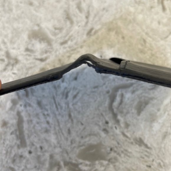 LV cardholder Epi leather - Picture 6 of 7